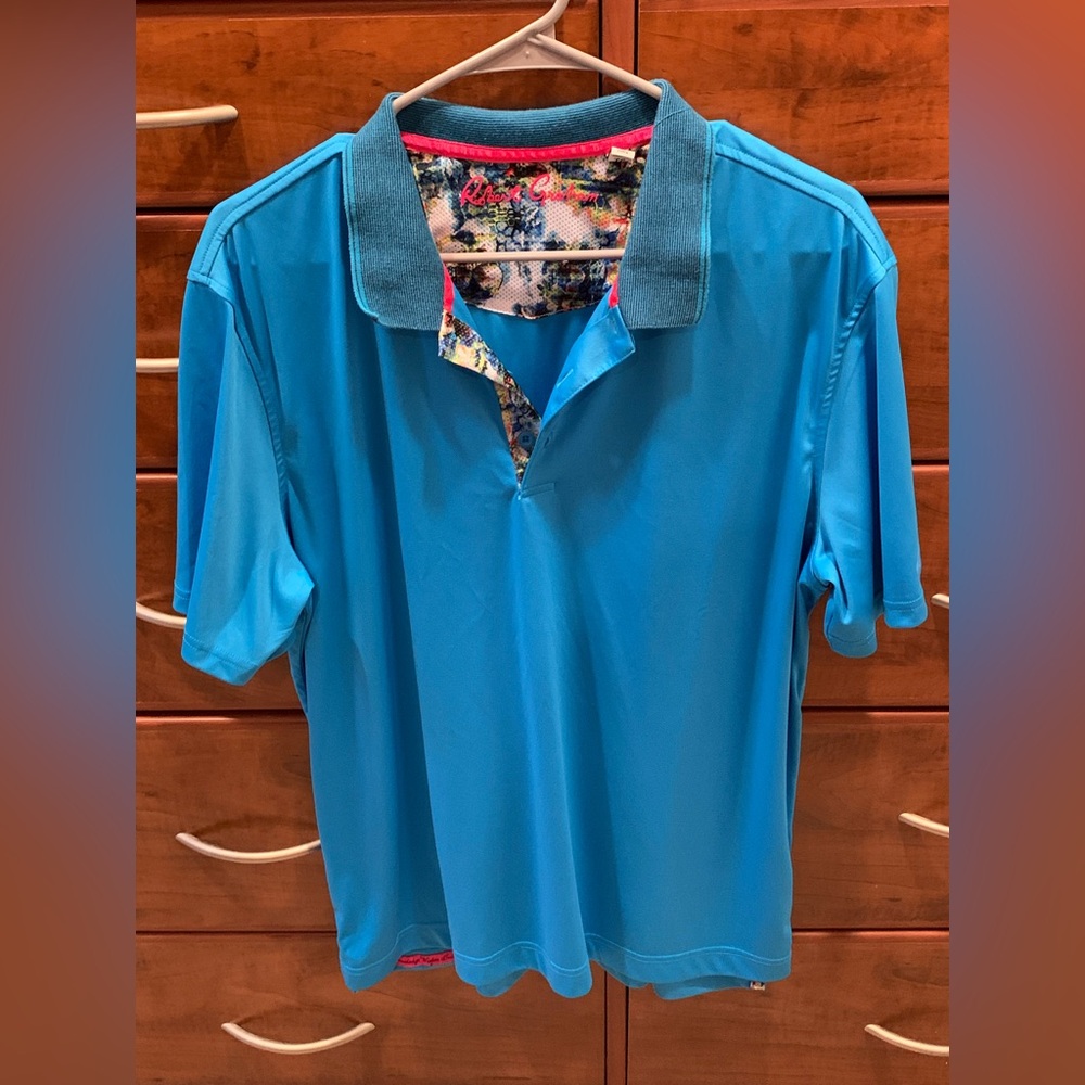 Men’s Robert Graham short sleeve polo (golf) shirt.